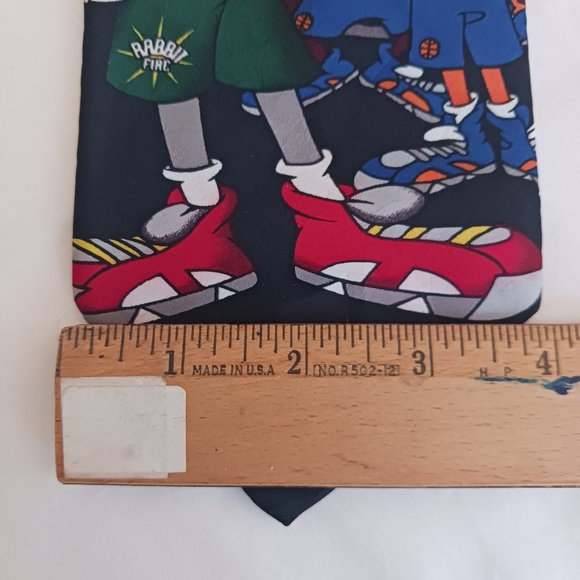 Neck Tie Necktie Vintage 1996 Bugs Bunny Basketball Looney Tunes Warner Brothers - Picture 3 of 3
